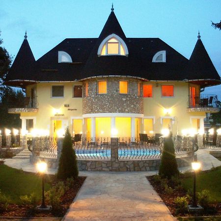 Villa Margarita Siofok Bagian luar foto